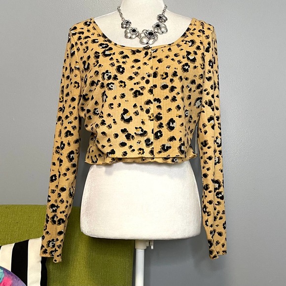 BP Leopard Animal Print Crop Top Twin Set Tank & Button Up NEW XL - Picture 2 of 6
